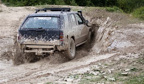 The Best 4wds For Off Road Driving Aaa Service Center