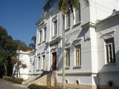 Instituto butantan em fotografia de 1983. Instituto Butantan - Wikipedia