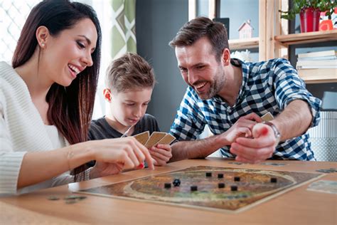 ⊛ Los 4 Mejores Juegos De Mesa Para Jugar En Familia ️