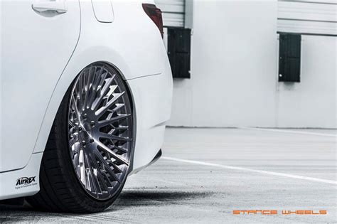 20 Staggered Stance Wheels Sf02 Brush Titanium Rims Stc021 2