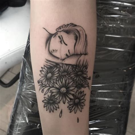 When she turned 18, she finally crossed. Billie Eilish Tattoos - Get Ispired By The Best Fan Tattoos