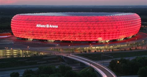 Auf dieser seite sind daten und informationen zu allen heimspielstätten des vereins bayern dargestellt. Allianz Arena - Das offizielle Stadtportal muenchen.de