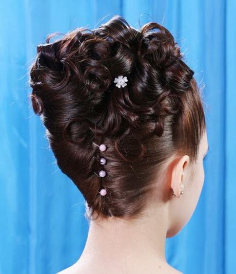 Prom Pin Up Hairstyles Style And Beauty