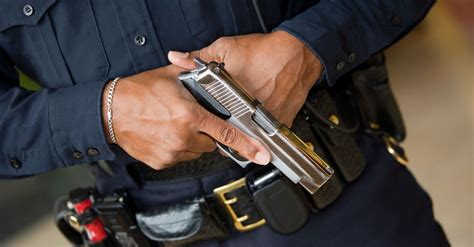 Heres How Many Cops Got Convicted Of Murder Last Year For On Duty