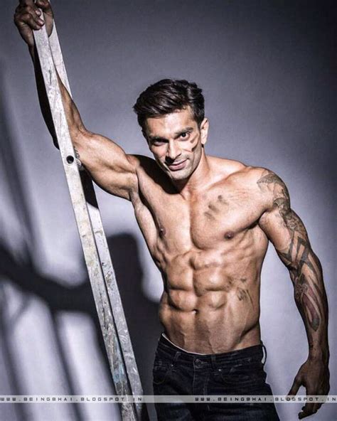 He became famous for the tv serials such as dill mill gayee & qubool hai. Karan Singh Grover HD Wallpapers 2016