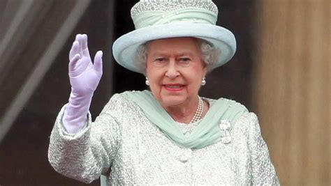 Jubilé De La Reine Juin 2022 - La reine Elizabeth II prépare son Jubilé de platine : 4 jours fériés
