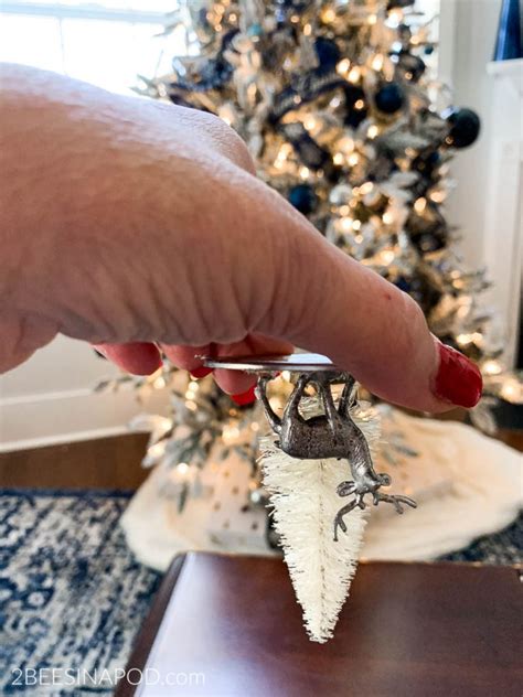 Diy Waterless Snowglobes Thrifty Style Team 2 Bees In A Pod