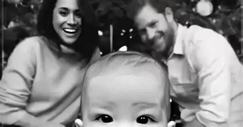 The new sussex family marked their first christmas together with a sweet black and white image. Harry And Meghan's Family Release Their Eco-Friendly Christmas Card Featuring Baby Archie ...