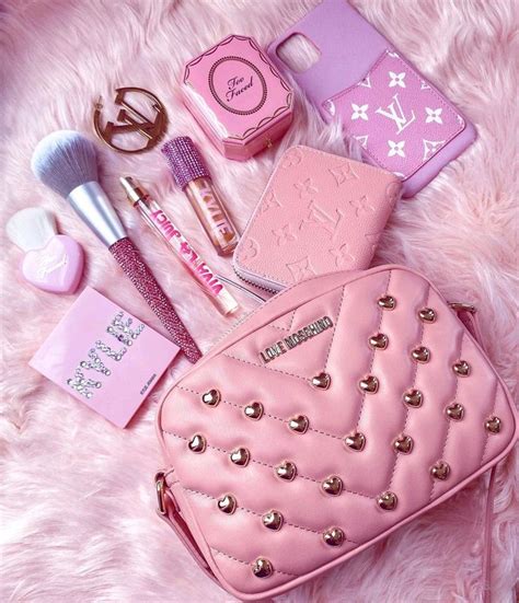 Pin By Gwen 🎀 On Vos Mentions J Aime Sur Pinterest Pink Girly Things Pink Vibes Everything Pink