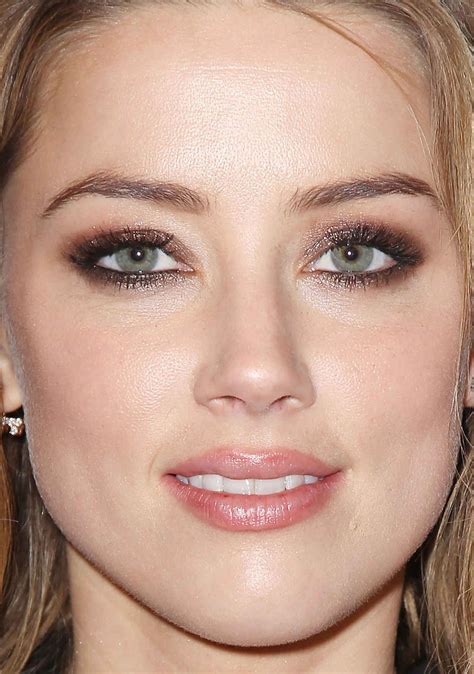 Amber Heard S Smoky Eyes And Fresh Skin Eye Makeup Tips Smokey Eye Makeup Makeup For Brown
