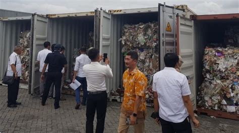 Ini Isi Kontainer Sampah Yang Ditendang Balik Ke As Kumparan