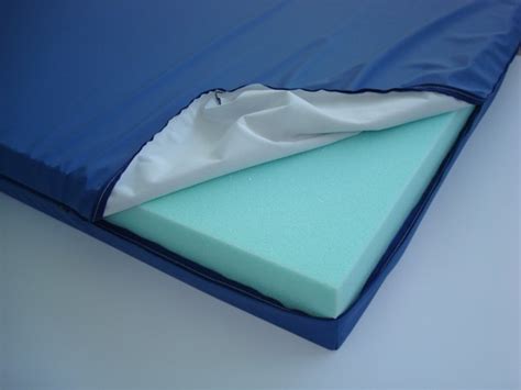 Matratzenschoner dienen dem schutz der matratze vor verunreinigungen. Schaumstoffmatratzen