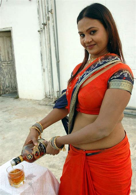 Spicy Actress Swapna Photo Gallery Latest Hot Actress Swapna Pictures