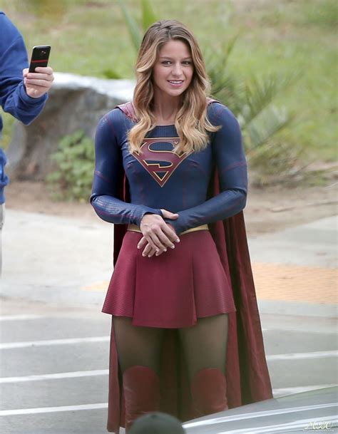 Supergirl Set Photos In Los Angeles Melissa Benoist Filmofilia In