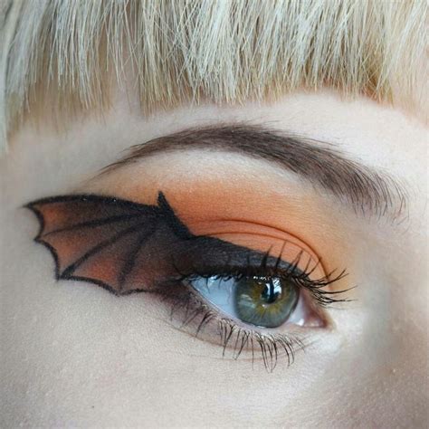 Game Of Thrones Inspired Dragon Wing Eye Makeup Look