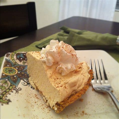 It's rich, creamy, healthy and perfect to make ahead! Shades of Gray: Cream Cheese Pumpkin Pie