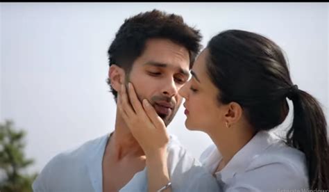 Bekhayali Song Of Kabir Singh Is Out Heartbroken Shahid Looked Alcoholic And Raw Bollywood