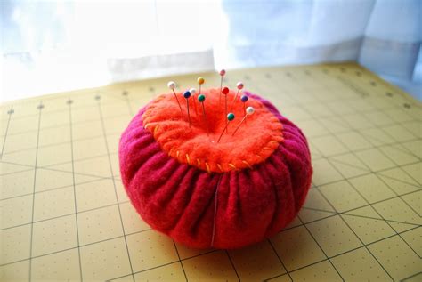 My Sewing Side Pin Cushion With Images Pin Cushions Sewing
