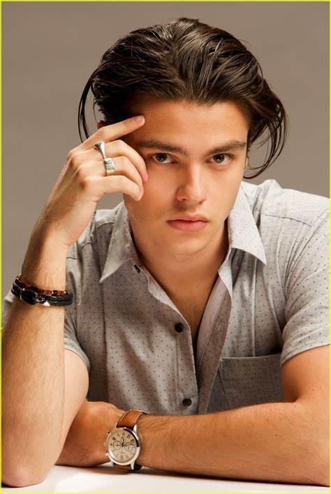 From latin fēlīx (literally happy, lucky). Picture of Felix Mallard in General Pictures - felix ...