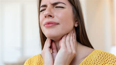 Discovernet Tonsil Stones Explained Causes Symptoms And Treatments