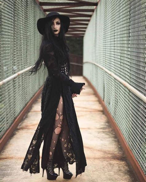 Stunning Goth Clothing Usa Gothicgirls Gothic Fashion Women Gothic