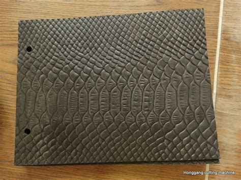 Pin By Tina Chen On Animal Skins Leather Embossing Platessamples