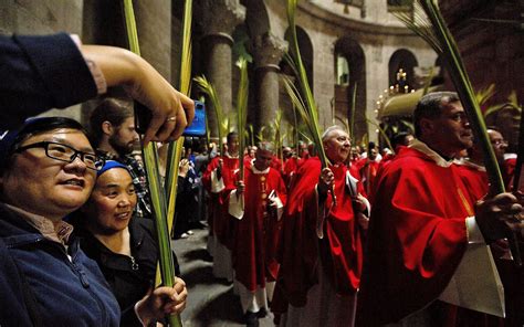 Thousands Of Pilgrims Mark Palm Sunday In Jerusalem The Times Of Israel