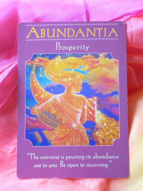 When reading for yourself, make sure you're alone in a quiet place where you can tune in to your own energy. Goddess Guidance Card for Sat & Sun | Daily Tarot Girl