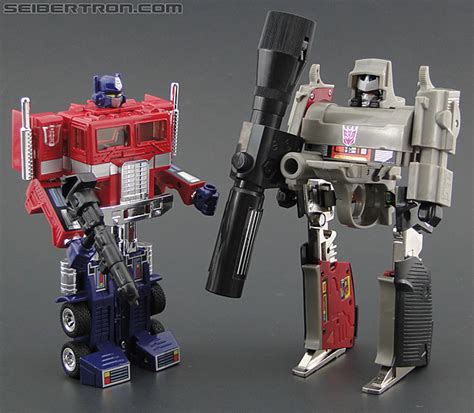 Transformers Chronicles Optimus Prime G1 Reissue Toy Gallery Image