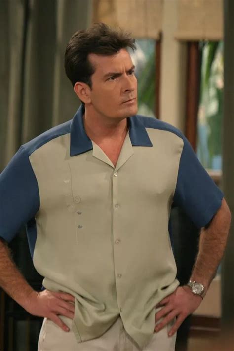 Two And A Half Men S Chuck Lorre Grateful For Charlie Sheen S Time On