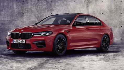 The Unbeatable Dynamism Of A Sports Car In The New Bmw M5 And Bmw M5