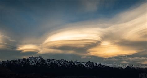 Lenticular Clouds Over The Remarkable Mountain Range New Zealand R