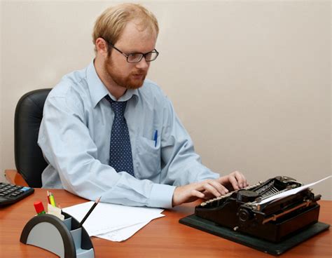 How To Find A Job As A Stenographer