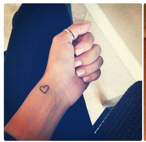 Simple Heart Wrist Tattoos Girls Simple Wrist Tattoos