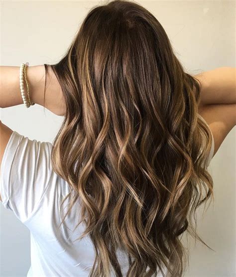 It doesn't matter what season we're in, whether or it's winter or summer we are always in the market for bringing some chemical sun the beauty of highlights is that they're everybody's cup of tea. These Beautiful Brown Hair Color With Highlights You'll ...