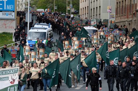 German Jews Outraged After Police Allow Neo Nazis To March Through Town