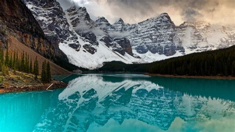 Alberta Banff National Park Canada Moraine Lake And Mountain 4k Hd