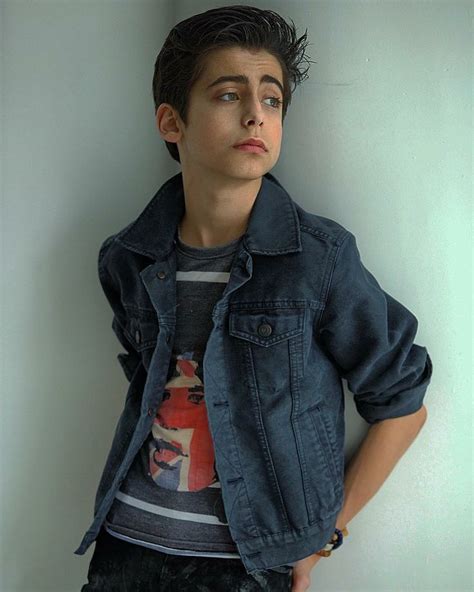 It's where your interests connect. Aidan Gallagher | Comentarios