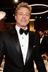 Brad Pitt Debuts A New Heartthrob Haircut At The Golden Globes 2023 ...