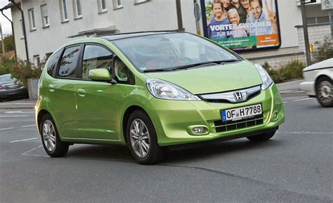2011 honda fit auto hatchback angular front. 2011 Honda Fit Hybrid Euro-Spec First Drive | Review | Car ...