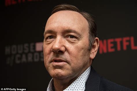 met police officers probing kevin spacey 61 over six historic sex attacks pass file to cps