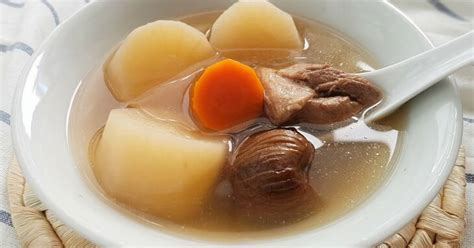 But this boiled daikon recipe is by far the easiest and very tasty, i might add. 10 Best Daikon Radish Soup Recipes | Yummly