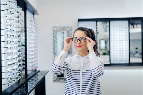 tips for selecting a new pair of eye glasses vistar eye center