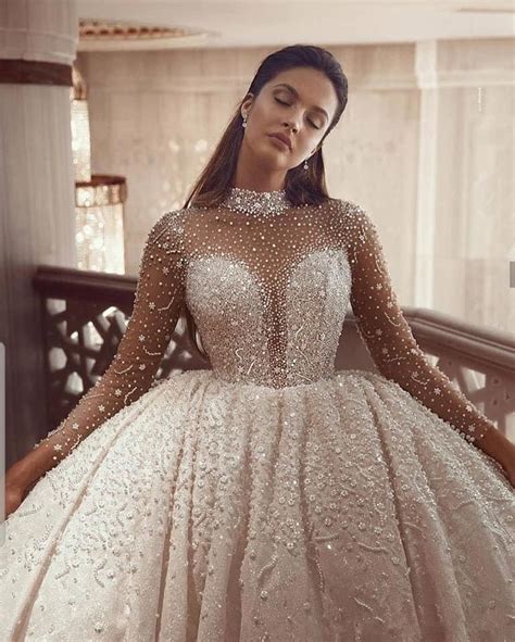 Nigeria Sparkly Ball Gown Wedding Dress 2021 Long Sleeves Beads Crystal Arabic Bridal Gowns