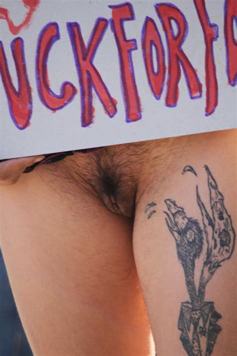 EL MUNDO EN PELOTAS Manifestación de naturistas en San Francisco