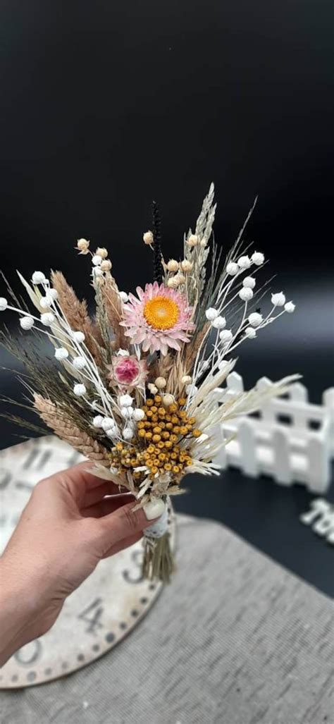 Dried Daisy Bouquet Fall Bouquet Small Dried Flower Bunches Etsy