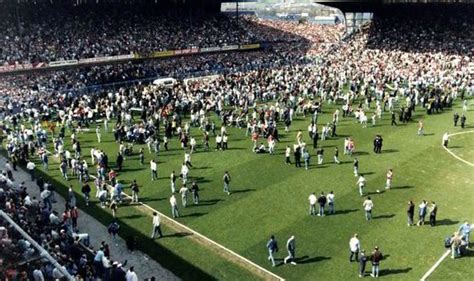 Footage from april 16th 1989, shows people lining up to lay flowers after the hillsborough disaster. Roll call of victims of Hillsborough disaster read out as new inquest into tragedy opens | UK ...