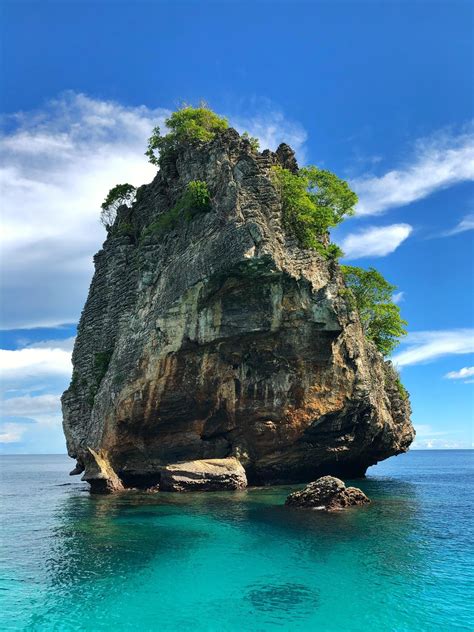 A Beautiful Island In The Middle Of The Ocean Koh Haa Thailand