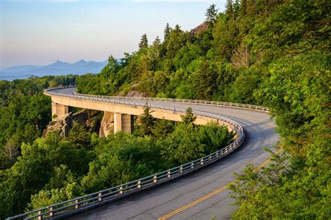 20 Blue Ridge Parkway Drive Stops You Have To Make