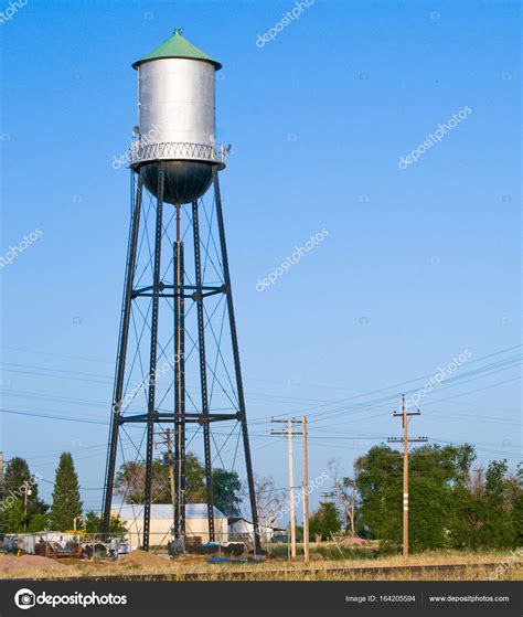 Water Tower For A Small Town — Stock Photo © Rcarner 164205594